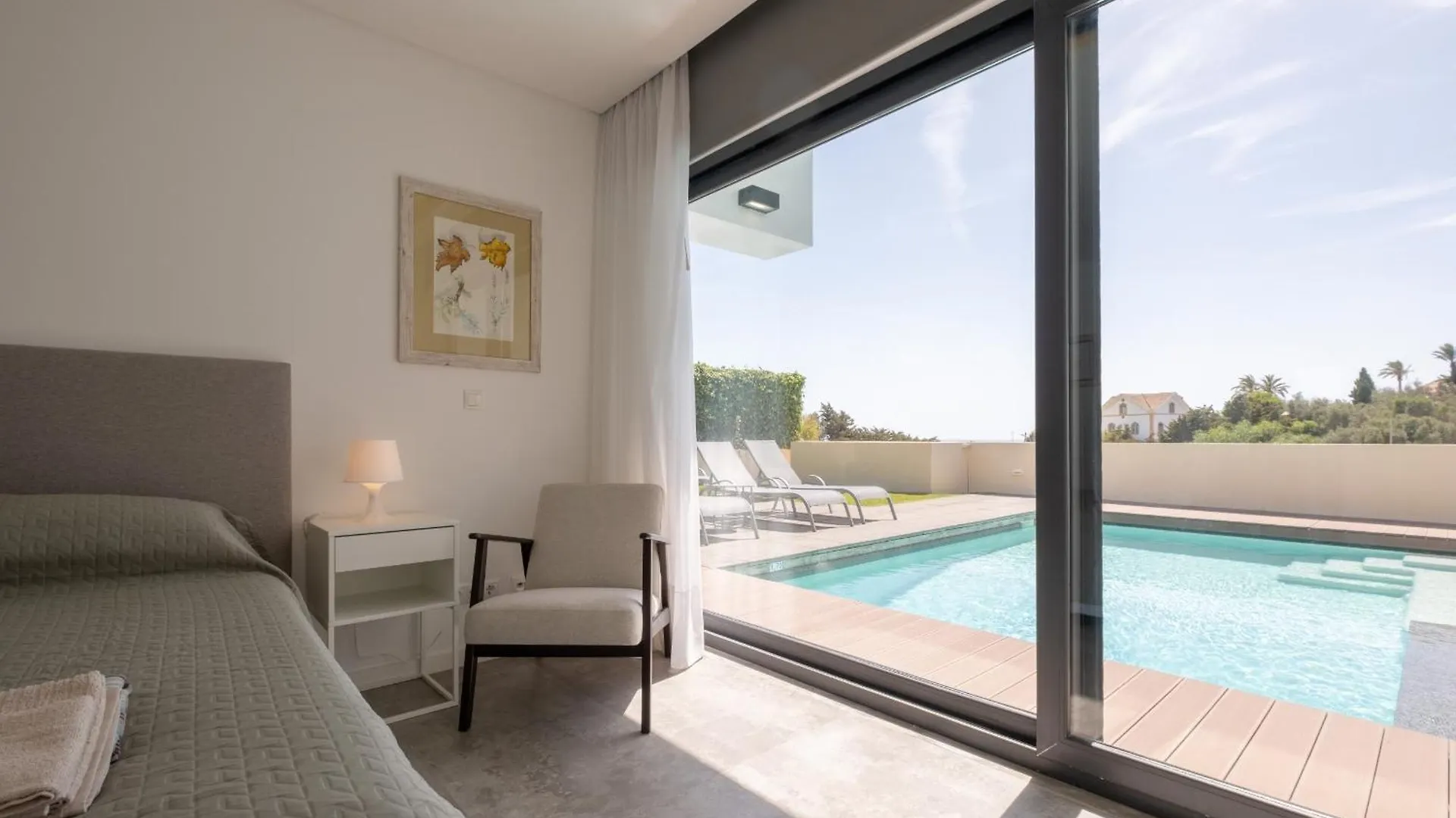 Bela Vista Da Luz 17 By Destination Algarve Villa